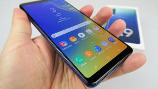 Samsung Galaxy A9 (2018): Display Super AMOLED luminos şi viu colorat