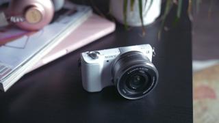 Mini Turul Magazinelor #54: Huawei Mate 20X la precomandă, laptop la 899 lei şi Sony Alpha mirrorless la preţ bun