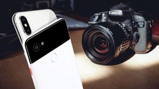 CEO-ul Canon se declară îngrijorat de evoluția camerelor foto de pe smartphone-uri; Piața aparatelor foto în declin