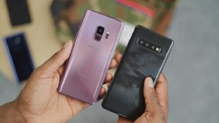 Macheta lui Samsung Galaxy S10 ajunge pe mâinile lui MKBHD și confirmă tot ce știam despre telefon