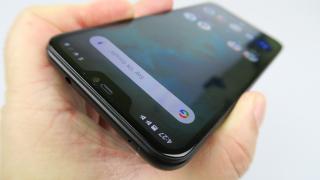 Xiaomi Mi A2 Lite: Conectivitate 4G bunicică, slot-urile sunt separate de microSD