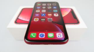 Apple iPhone XR: OS, UI, aplicaţii cu acelaşi iOS 12 consacrat