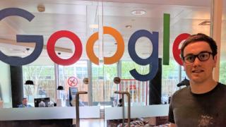 Google ar vrea să îşi producă propriul procesor; Angajează tot mai mulţi ingineri în zona de cipuri