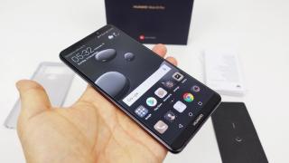 Huawei Mate 10 Pro este actualizat la Android 9.0 Pie + EMUI 9 pe plan local; Iată noutățile
