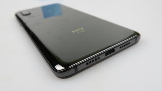 Xiaomi Mi Mix 3: Multimedia cu acustică mulțumitoare, dar doar pe bază de difuzor singular