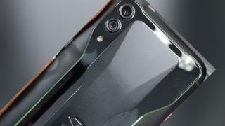 Xiaomi Black Shark 2 apare în primele fotografii hands-on; Telefon de gaming cu finisaj cam din topor