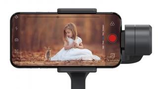 TomTop vinde un gimbal pentru smartphone la doar 64 euro! Soluție accesibilă pentru stabilizarea filmării cu telefonul