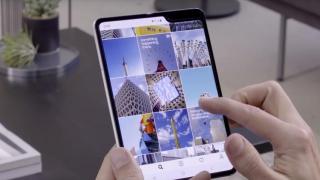 Samsung ar fi trimis mostre de panouri pliabile către Apple, dorind să-i aibă pe americani pe lista de potențial clienți