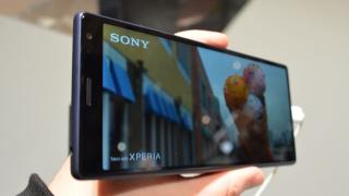 MWC 2019: Sony Xperia 10 Plus - Prezentare hands-on a telefonului cu ecran 21:9, format foarte alungit (Video)
