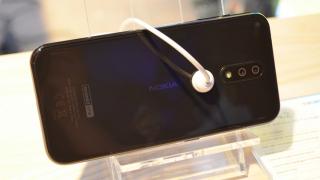MWC 2019: Nokia 4.2 - Prezentare hands-on a unui telefon midrange promiţător, cu Android Pie, cameră duală (Video)
