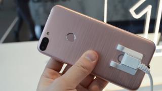 MWC 2019: Alcatel 1S - Prezentare hands-on a telefonului de buget cu cameră duală, procesor Spreadtrum (Video)