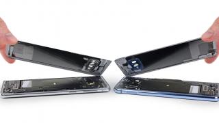 Samsung Galaxy S10 şi S10e primesc nota 3 de la iFixit după disecţie; Iată de ce