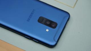 Samsung Galaxy A6+ (2018) este actualizat la Android Pie pe plan european