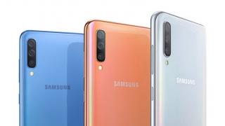 Samsung Galaxy A70 devine oficial! Are ecran de 6.7 inch și baterie de 4500 mAh cu încărcare mai rapidă decât S10