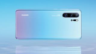 Huawei P30 Pro devine oficial, cu 4 senzori foto în spate, cameră periscopică cu zoom 5X, preţ de 1000 de euro