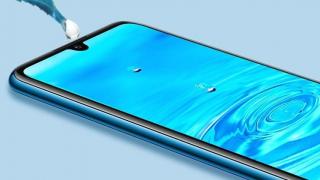 Huawei P30 Lite devine oficial: telefon cu cameră triplă la preţ sub 300 de euro