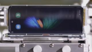 Samsung Galaxy Fold ar rezista la până 200000 plieri ale ecranului; Vedem un test de durabilitate