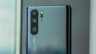 Huawei P30 Pro primește optimizări la nivel de captură foto și scanner de amprente; Prima actualizare software se distribuie acum