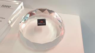 Ironia sorții, salvarea ar putea veni din China! Huawei ar dori să vândă modemuri 5G vesticilor, dar doar pentru Apple