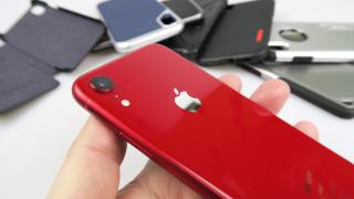 Prezentare huse iPhone XR + giveaway: accesorii Nillkin, UAG, Spigen, CUBZ (Huse Mobiledirect.ro)