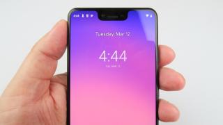 Google Pixel 3 XL: Conectivitate cu de toate, până şi E SIM