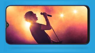Turul Magazinelor #556: Samsung Galaxy M10 la preţ excelent, cel mai ieftin televizor Full HD, clonă Chromecast şi proiector HD sub 400 lei