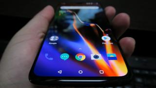 Turul Magazinelor #557: OnePlus 6T mai ieftin decât pe OnePlus.com, reduceri la trotinete electrice, ceas Fitbit şi Galaxy A7 (2018)