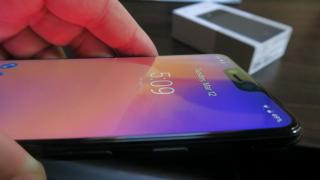 Cu cât latri mai tare, cu atât muşti mai aprig din felia de vânzări; Pixel 3 nu se vinde...