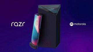 Telefonul pliabil Motorola RAZR primeşte cele mai credibile randări de până acum + imagini cu ambalajul său
