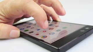 Razer Phone 2: Benchmark-uri care întrec doar flagship-urile din prima jumătate a lui 2018