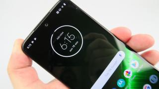 Motorola Moto G7 Plus: Conectivitate de flagship, sau chiar peste