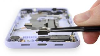 Pixel 3a este cel mai ușor de reparat smartphone Google din ultima vreme; Iată disecția iFixit