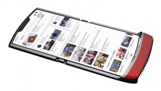 Un video concept pentru pliabilul Motorola RAZR furat de la un designer a fost prezentat ca produs real de Lenovo la o conferinţă