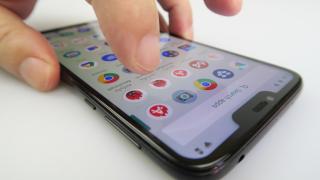 Motorola Moto G7 Power: Benchmark-uri apropiate de Xiaomi Mi A2 şi Xperia XA2