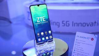ZTE îşi lansează telefonul 5G luna viitoare; Axon 10 Pro 5G vine în China la sub 600 de dolari