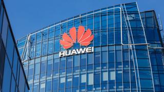 Huawei testează EMUI 10 bazat pe Android Q la nivel intern