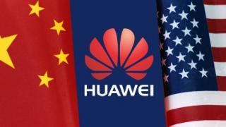 Efectele interdicţiei americane asupra Huawei: scădere de vânzări cu 60 de milioane de unităţi, 30 de miliarde de dolari pierdute pe 2 ani