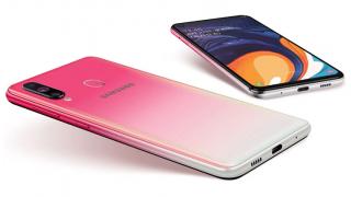 Samsung Galaxy A60 primește o nouă variantă de culoare numită "Peach Mist"; Un roz în gradient