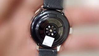Samsung Galaxy Watch Active 2 ar putea veni cu EKG și detecție a căderii, pentru a rivaliza de la egal la egal cu Apple Watch