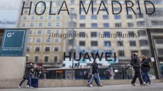 Huawei rămâne fidelă lui Android, vrea să își extindă prezența în Europa prin magazine flagship