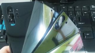 Noi protecții de ecran destinate lui Samsung Galaxy Note 10 și Note 10 Pro apar fotografiate; Avem display-uri Infinity-O