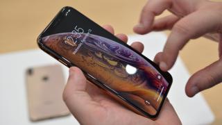 Apple pregătește un iPhone cu adevărat edge-to-edge; Va sosi în 2021 și renunță la breton, Face ID