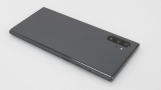 Samsung Galaxy Note 10 Plus surprins pe masa de certificare FCC; Vedem fotografii reale ale phablet-ului ce debutează pe 7 august