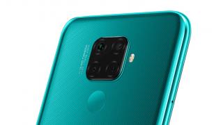 Încă un telefon cu cameră pătrată de la Huawei: Nova 5i Pro devine oficial, cu 4 camere, 8 GB RAM