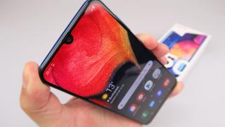 Samsung Galaxy A50: OS, UI, aplicaţii cu One UI ca vedetă