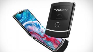 Telefonul pliabil Moto RAZR 2019 va sosi de sărbători, la preţul de 1500 de dolari; Vine inclusiv în Europa