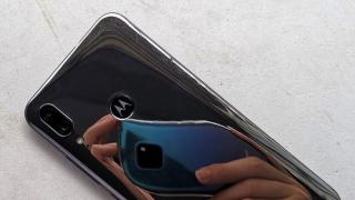 Motorola Moto E6 Plus arată prea bine pentru un telefon de buget, apare în fotografii hands on