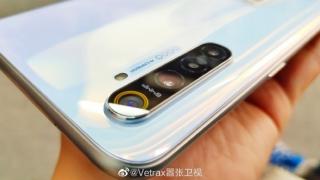 Oppo Realme XT Pro va sosi cu procesor Snapdragon 730G, încărcare la 30W și cameră foto de 64 mpx