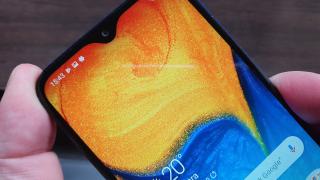 Samsung Galaxy A20e: Conectivitate cu nimic mai prejos de un telefon de 4 ori mai scump