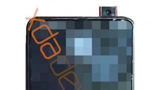 Primul telefon Motorola cu cameră selfie pop up apare în imagini noi, rămâne misterios